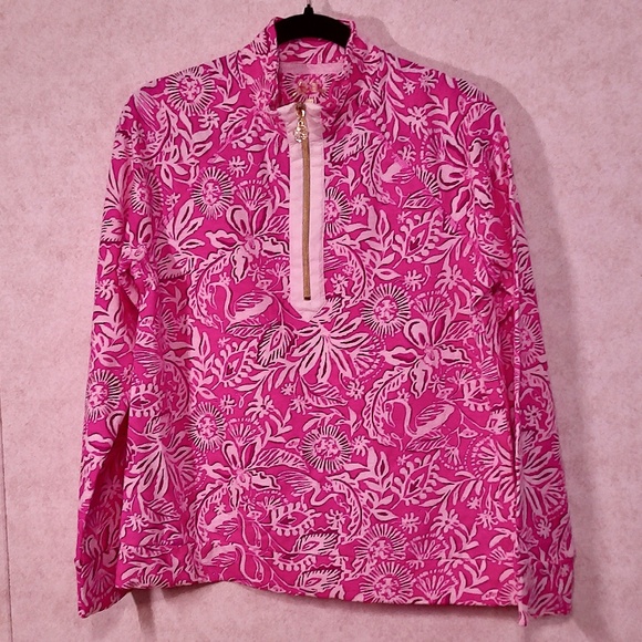 NWOT Lilly Pulitzer Ashley PopOver Half Zip Passion Pink Floral, Cotton Top SzM - Picture 1 of 9